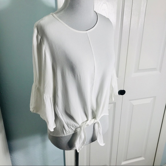 Altar’d State White Tie Front Flutter Sleeve Top Size Medium - Picture 4 of 8